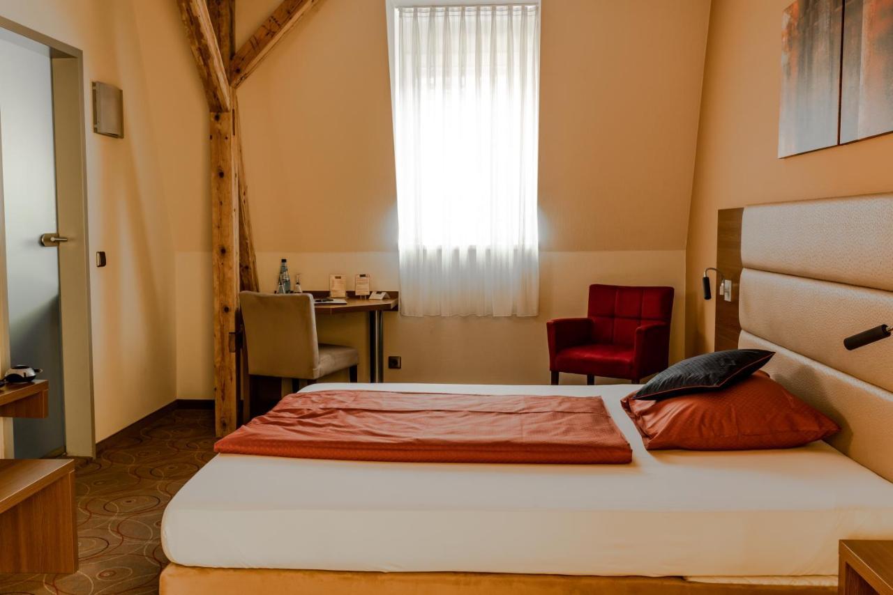 Hotel Blauer Engel Aue  Bagian luar foto