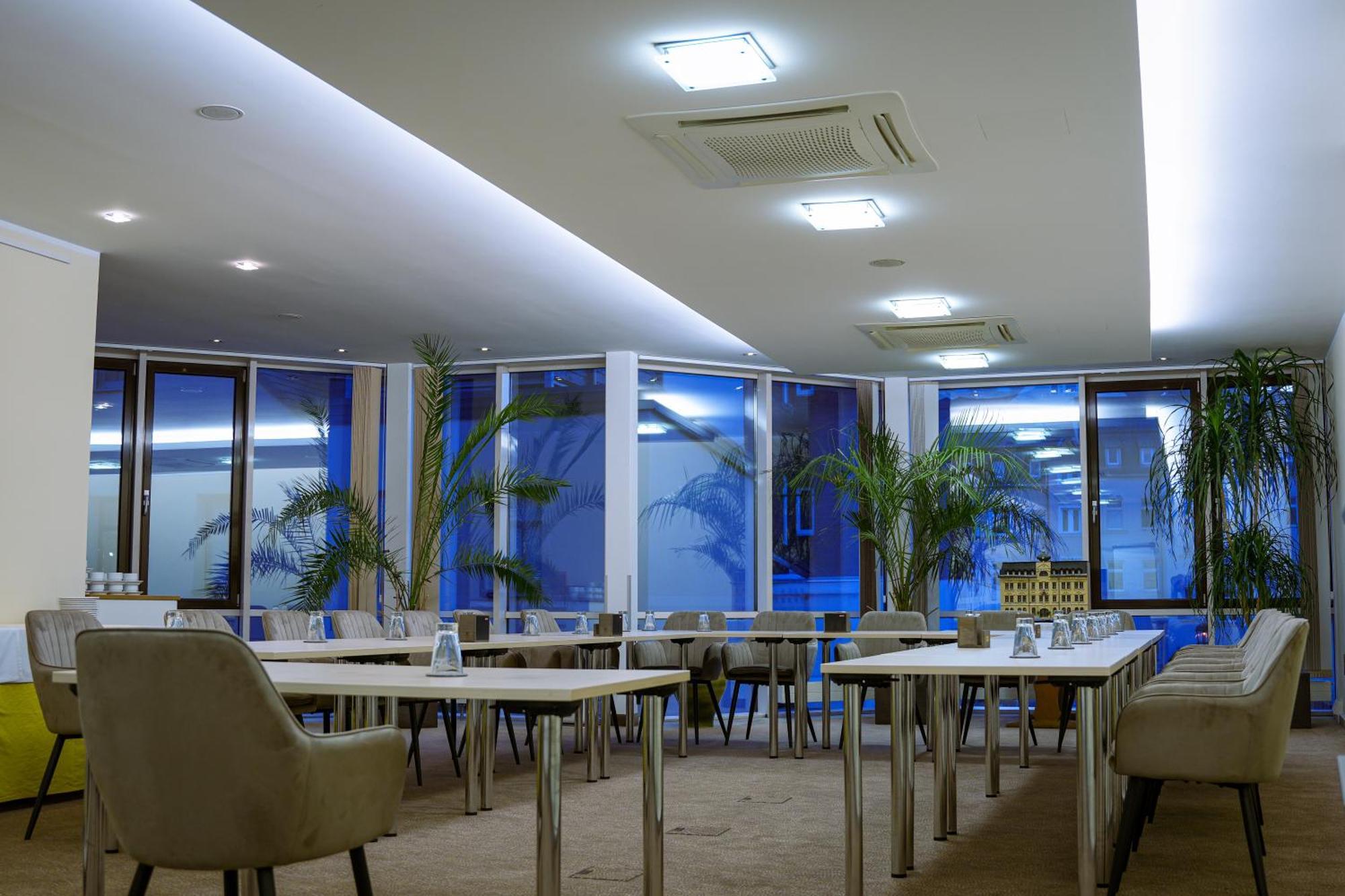 Hotel Blauer Engel Aue  Bagian luar foto